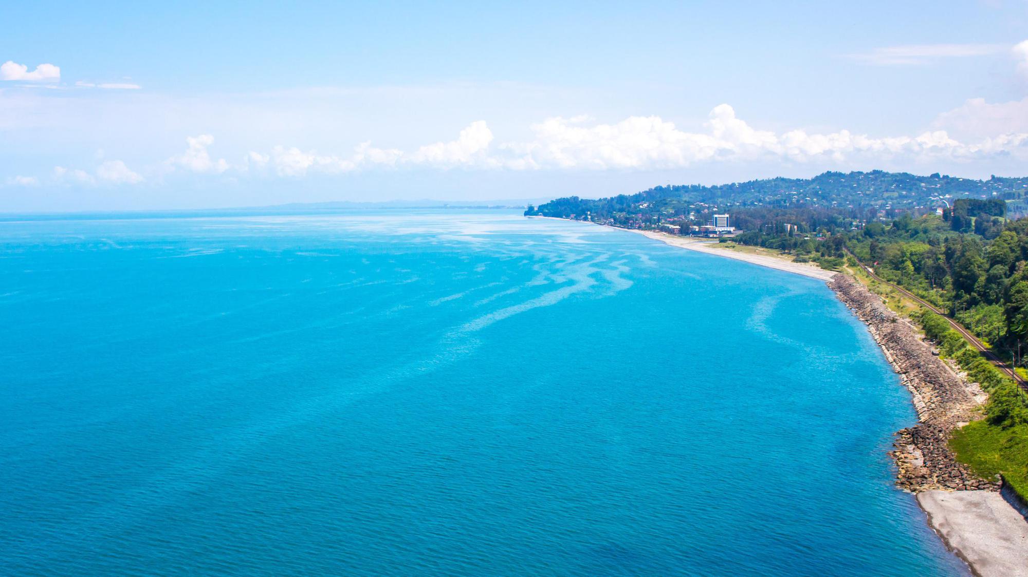 باتومي: لؤلؤة البحر الأسود